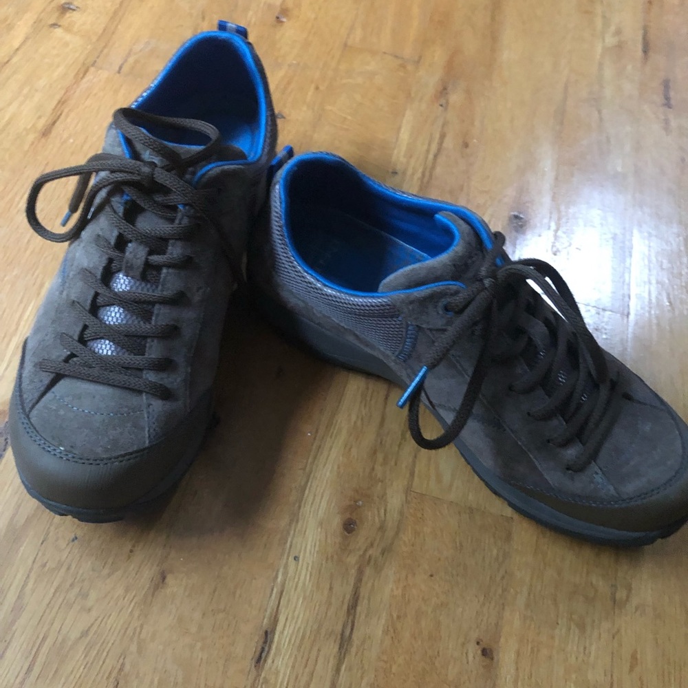 Dansko Women’s hiking shoe